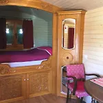 Roulottes Des Combrailles