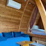 Roulottes Des Combrailles Kemping *