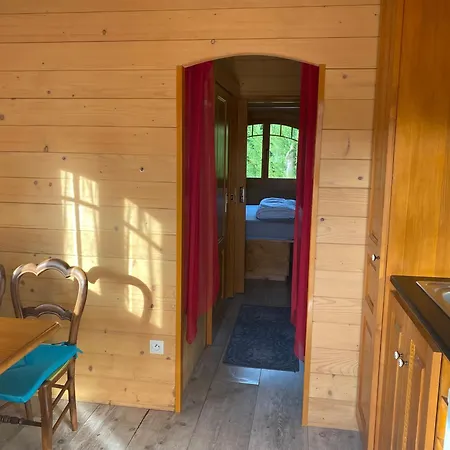 Roulottes Des Combrailles *