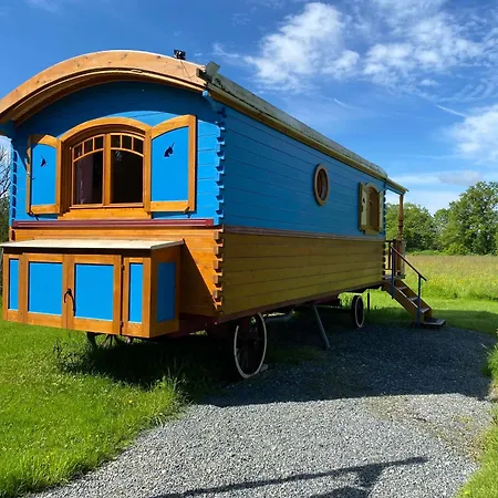 Roulottes Des Combrailles * Saint-Pardoux (Puy-de-Dome)
