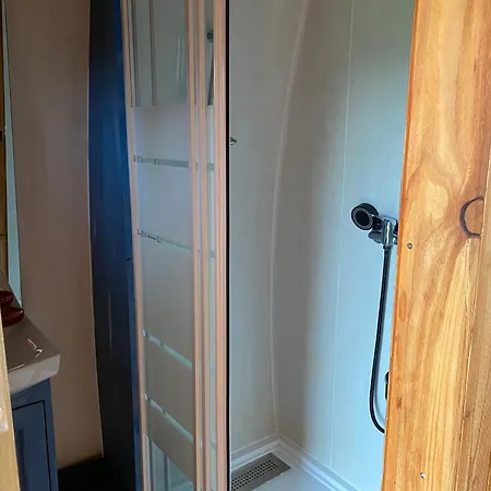 Roulottes Des Combrailles Saint-Pardoux (Puy-de-Dome)