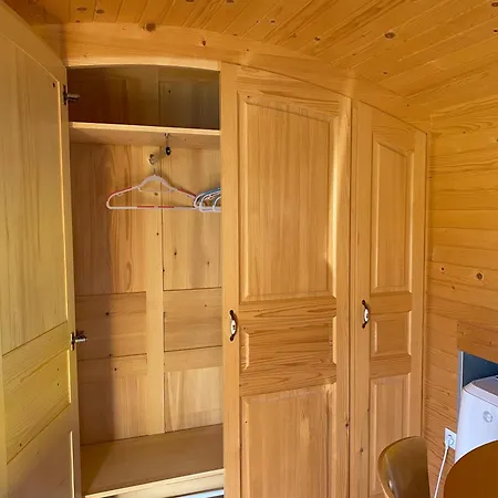 Roulottes Des Combrailles Saint-Pardoux (Puy-de-Dome)