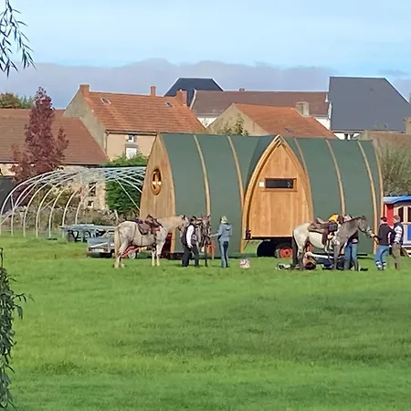 Campingplatz Roulottes Des Combrailles Saint-Pardoux (Puy-de-Dome)