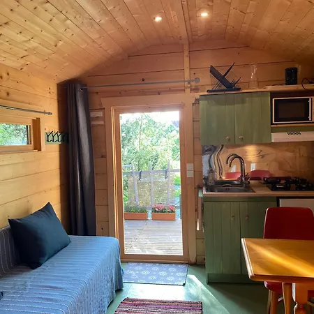 Campingplatz Roulottes Des Combrailles Saint-Pardoux (Puy-de-Dome)