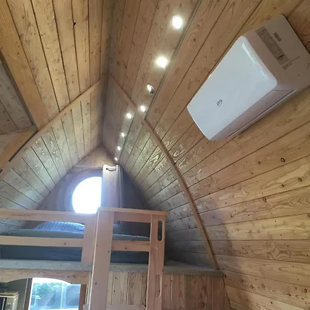 Campingplatz Roulottes Des Combrailles